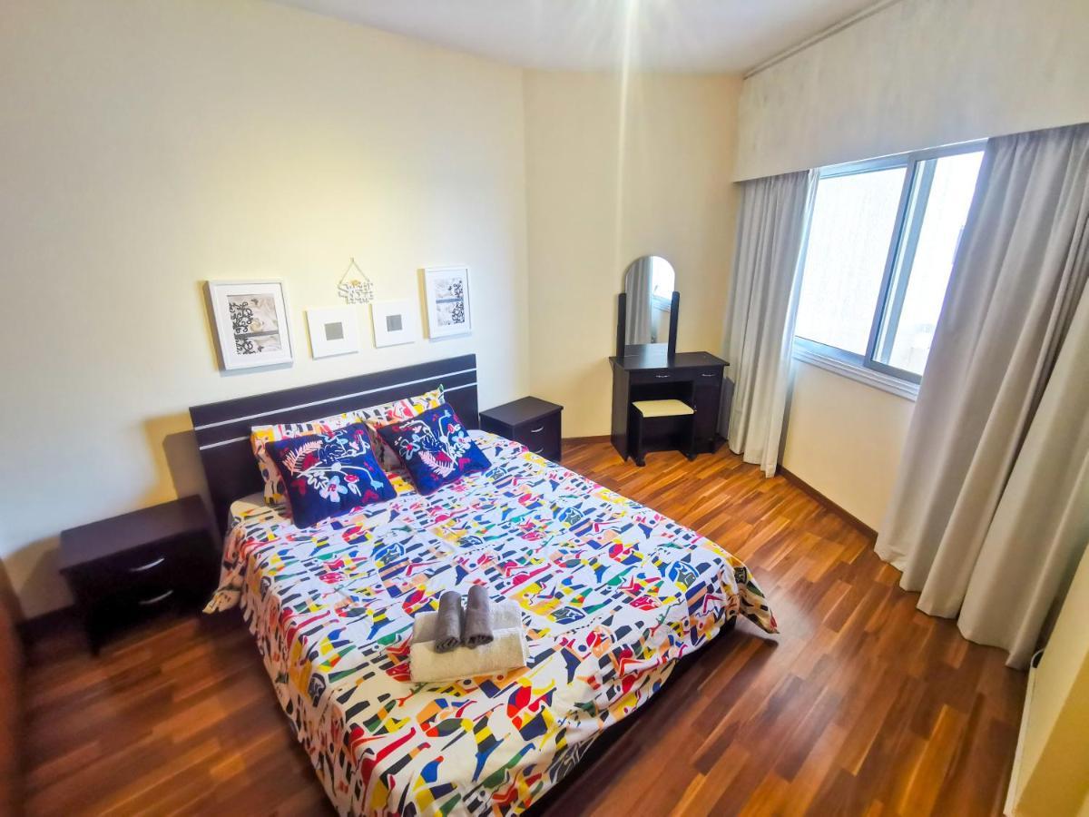 Flirty Flamingo Seaview Seafront Apartment Lárnaka Kültér fotó